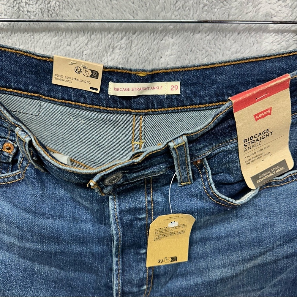 NWT Levi’s Ribcage Straight Ankle Jeans 29x27 High Rise Medium Wash - Picture 5 of 12